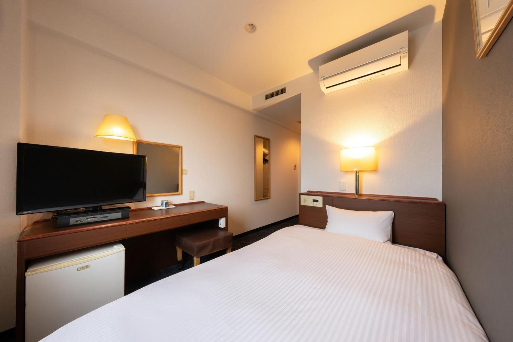 Omura Central Hotel Exterior photo